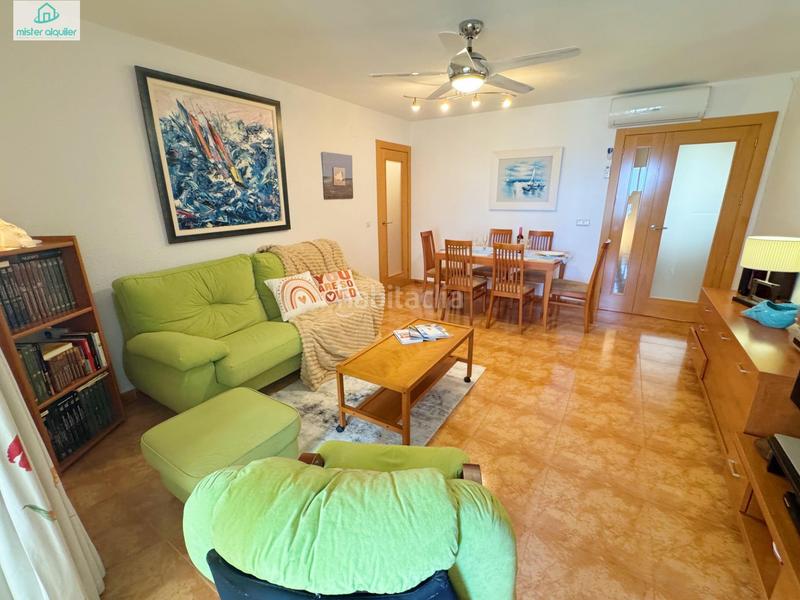 Foto e2e629f3-986f-4c60-8a8d-2fa1b57d29cc. Miete appartement in calle sant vicent 109 in Campello Playa Campello (el)