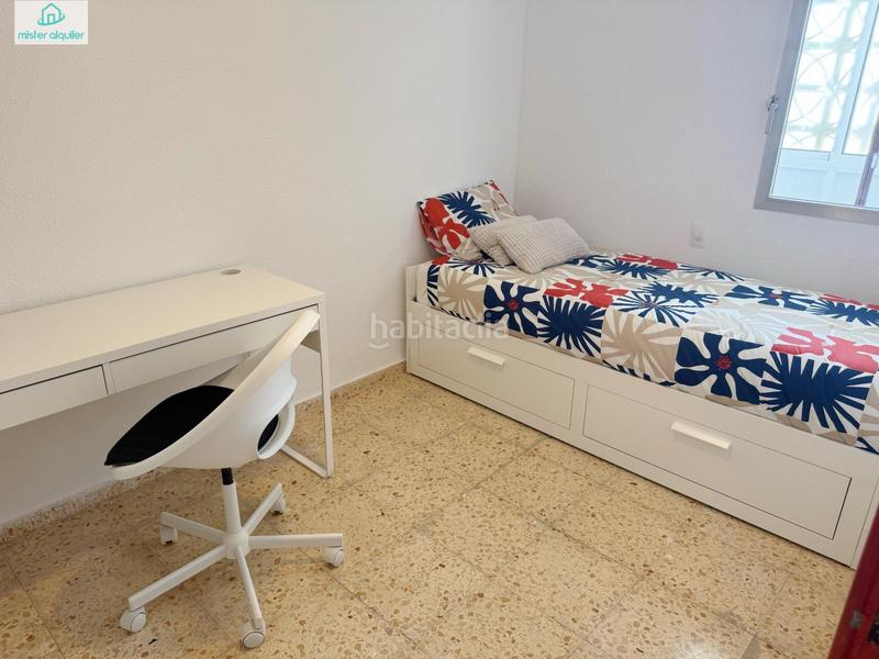 Foto 5b3ea4a0-06c2-4f55-ab7d-12add8a8dbe2. Lloguer apartament a frasquito roc 5 a Campello Playa Campello (el)