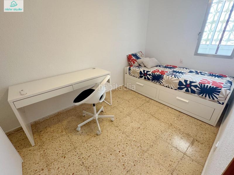 Foto 2bb40122-f96f-41b7-aac6-4a3dafed8df7. Alquiler apartamento en frasquito roc 5 en Campello Playa Campello (el)