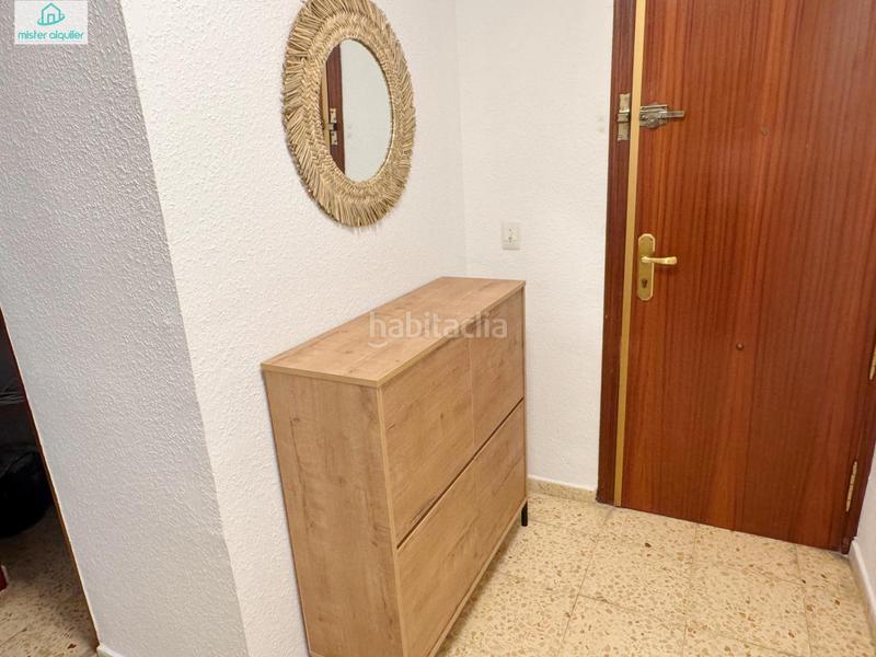 Foto 5e21426f-31e5-4117-b7e7-36c899c0b734. Alquiler apartamento en frasquito roc 5 en Campello Playa Campello (el)