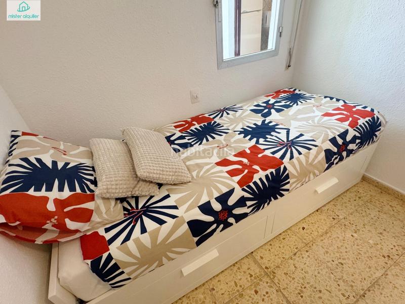 Foto 5a4ca592-956b-4f52-9b8d-0f1b30d71fb0. Rent apartment in frasquito roc 5 in Campello Playa Campello (el)