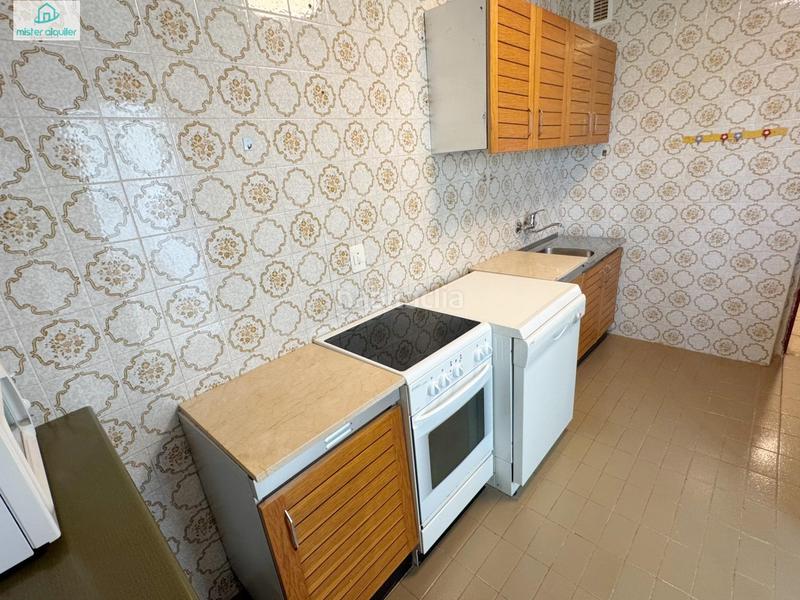 Foto e5c8e632-c0f6-47d1-9cd8-f344f8c02702. Rent apartment in frasquito roc 5 in Campello Playa Campello (el)