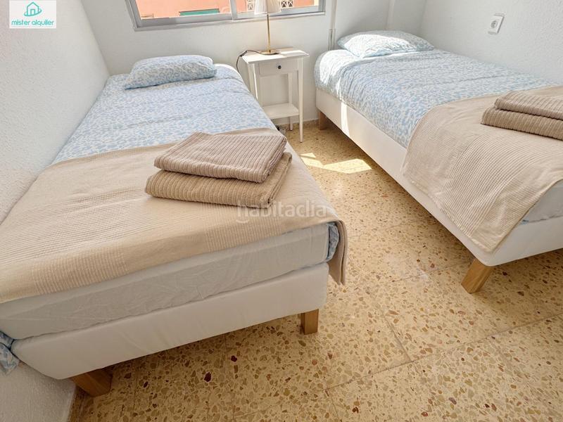 Foto 53439221-1a6d-4cc2-b9fc-4ff65f05be7d. Location appartement dans frasquito roc 5 dans Campello Playa Campello (el)