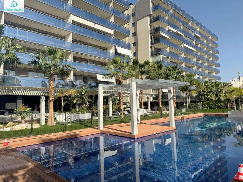 Foto 30525b3d-ca21-46b7-aa6e-3d89f24bb95b. Lloguer apartament a calle mar alta 10 a Campello Playa Campello (el)
