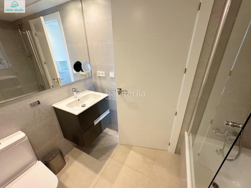 Foto cfedc1d6-eaca-4c13-904c-8daf8e76d2c6. Lloguer apartament a calle mar alta 10 a Campello Playa Campello (el)