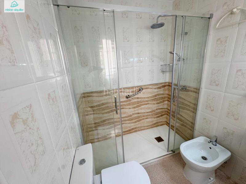 Foto a1ad7e46-e2e9-471b-971c-d774a743f7a4. Lloguer casa a albayna 3 a Pueblo Español-Coveta Fumá Campello (el)