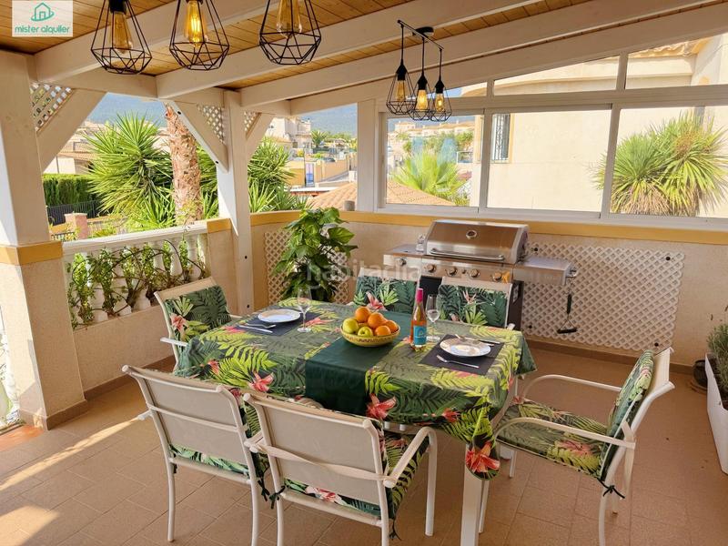 Foto 382a24e2-5a26-4910-b418-cc6b2e5b819d. Alquiler chalet en calle río miño 35 halet de lujo en alquiler internacional sol, espacio y privacidad cerca de alicante en Castalla