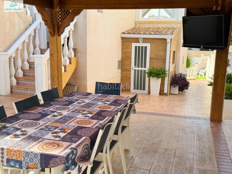 Foto 5b26f41e-a078-45b1-ad62-67a75a8e889f. Alquiler chalet en calle río miño 35 halet de lujo en alquiler internacional sol, espacio y privacidad cerca de alicante en Castalla