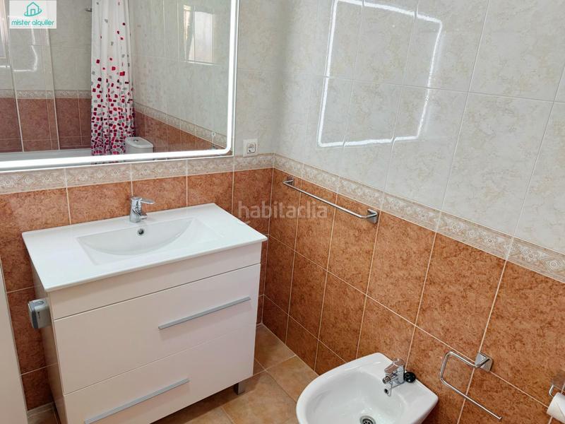 Foto 8fd0f9ee-e167-4de5-9494-8c2ab34ef489. Alquiler chalet en calle río miño 35 halet de lujo en alquiler internacional sol, espacio y privacidad cerca de alicante en Castalla