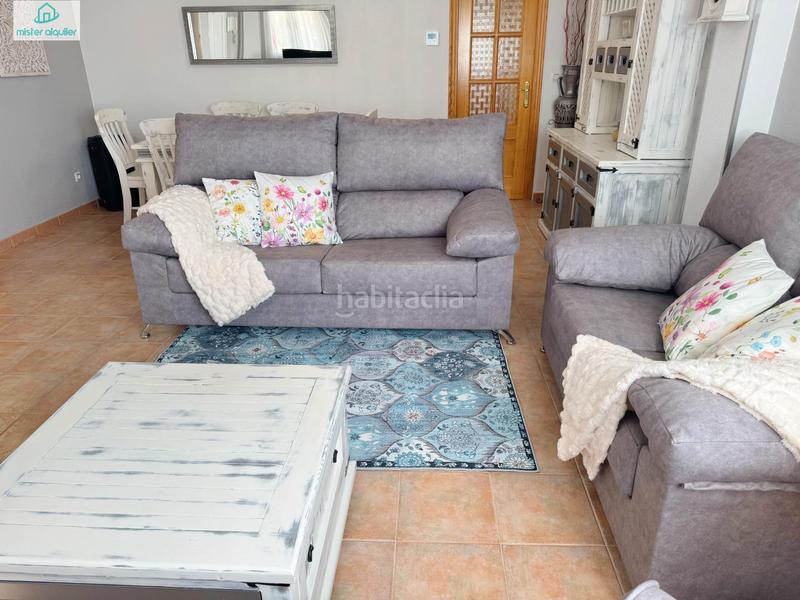 Foto c6b169a9-54d2-4ad7-b8c6-da9e29f060a9. Alquiler chalet en calle río miño 35 halet de lujo en alquiler internacional sol, espacio y privacidad cerca de alicante en Castalla