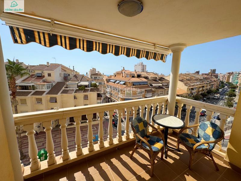 Foto 4266946b-c481-45a2-8340-5097ea6e5c1a. Miete appartement in sant bartolomeu 103 in Campello Playa Campello (el)