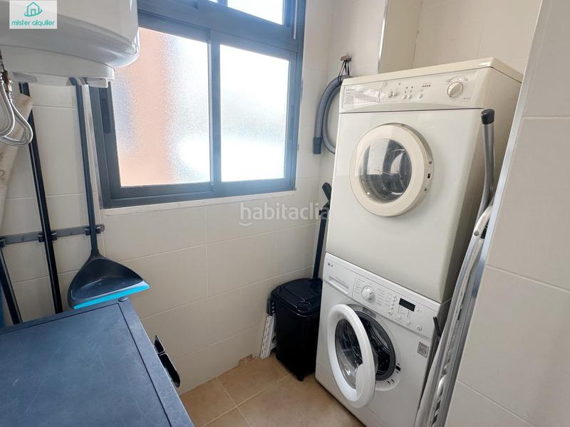 Foto 08253bbb-06e3-49e0-954d-0a6e3e90989c. Lloguer apartament a avenida alcoy 7 a Campello Playa Campello (el)