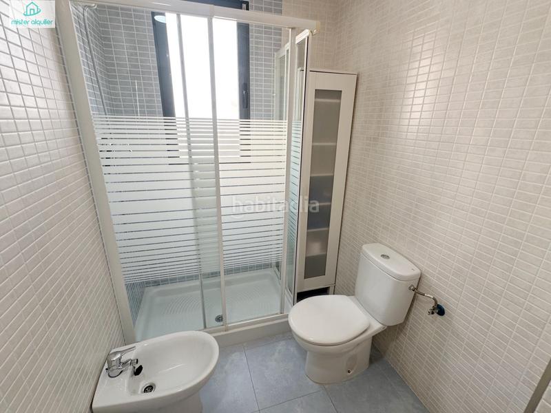 Foto 13b8b73d-b6c2-451f-bacf-24c974f9b540. Lloguer apartament a avenida alcoy 7 a Campello Playa Campello (el)