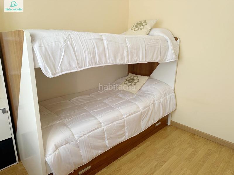 Foto 1ccfe77f-29ab-464d-bb15-628070bf2b73. Lloguer apartament a avenida alcoy 7 a Campello Playa Campello (el)