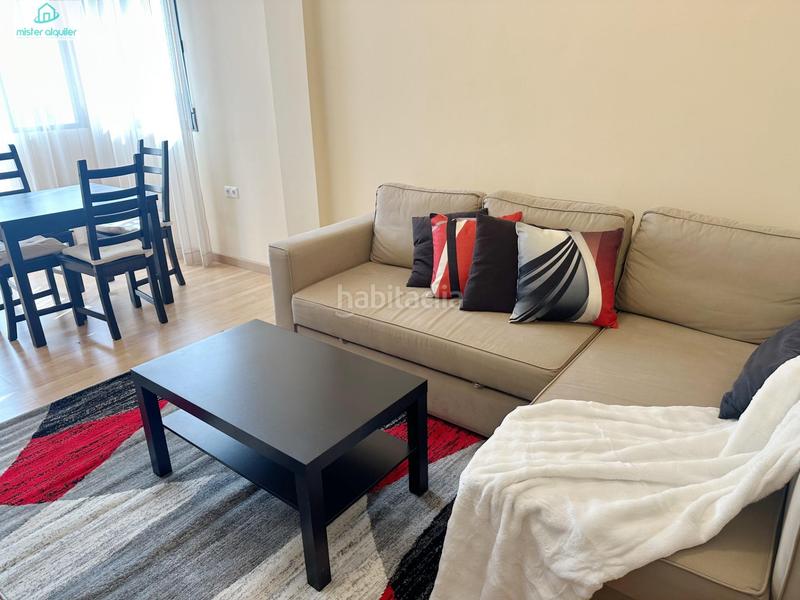 Foto 4095143d-3383-490c-b68c-a76a3c7de11f. Lloguer apartament a avenida alcoy 7 a Campello Playa Campello (el)
