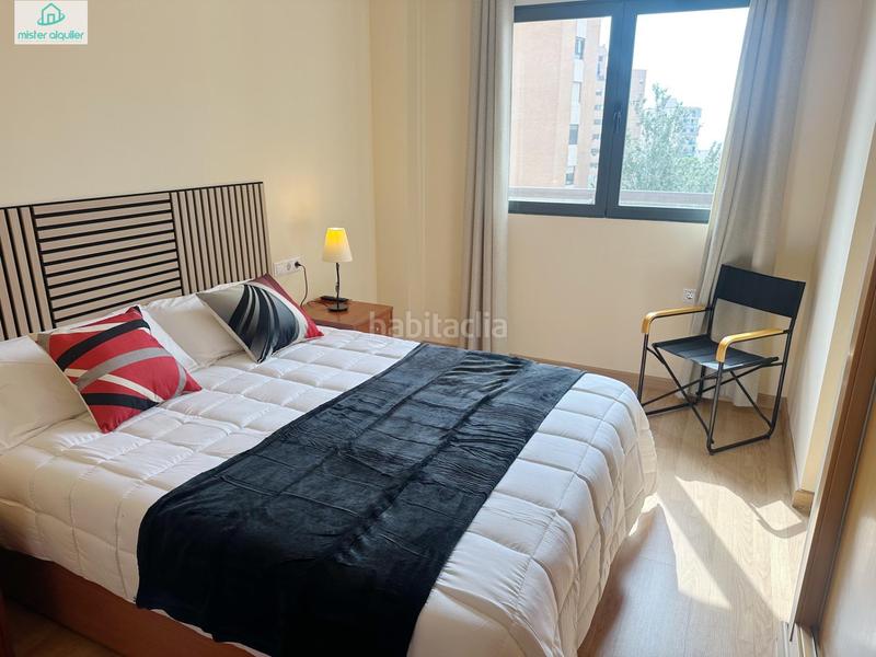 Foto 4a53473e-566f-4e41-adea-60563a88d7d5. Lloguer apartament a avenida alcoy 7 a Campello Playa Campello (el)
