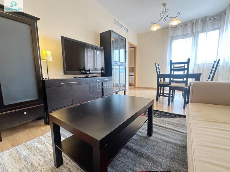 Foto 5d8d4eef-0f1d-4afc-81c3-c8f94d92dd51. Lloguer apartament a avenida alcoy 7 a Campello Playa Campello (el)