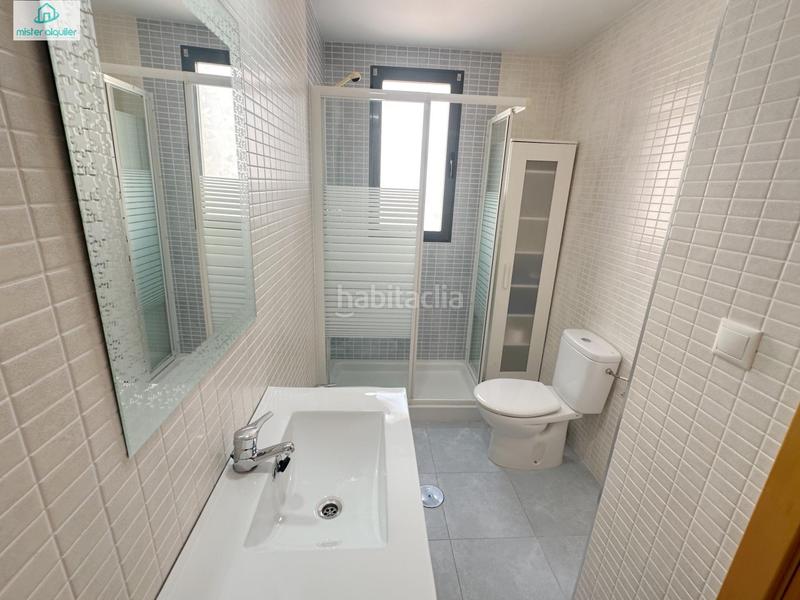 Foto 62db61c9-6c67-40fd-a2b3-6bf194f8b63c. Lloguer apartament a avenida alcoy 7 a Campello Playa Campello (el)