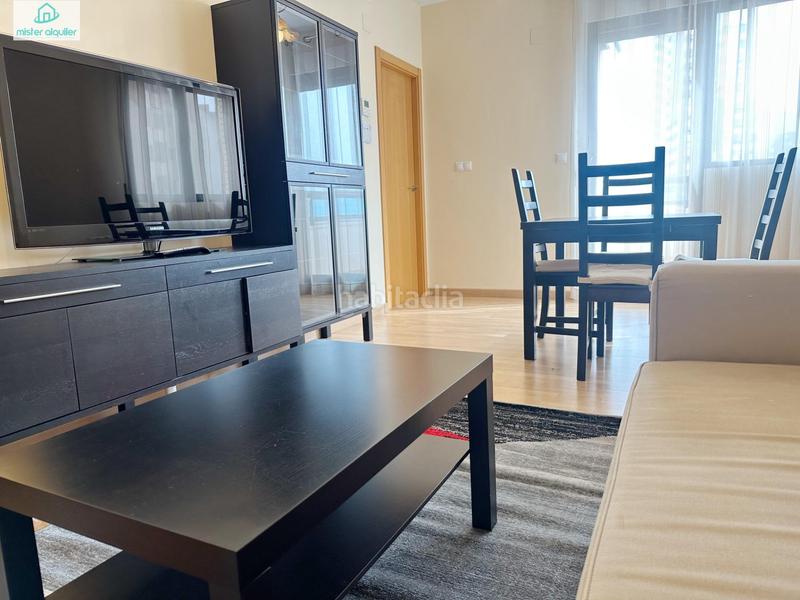 Foto 8b0ec3af-9c14-41aa-bb3c-0507e30d5d59. Lloguer apartament a avenida alcoy 7 a Campello Playa Campello (el)