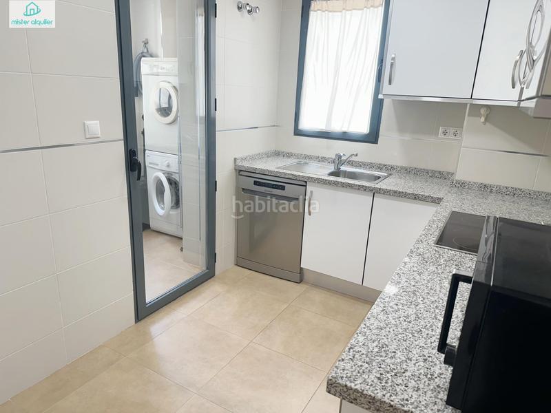 Foto 92793597-2d7d-4aa5-a49f-12d60cefc52c. Lloguer apartament a avenida alcoy 7 a Campello Playa Campello (el)