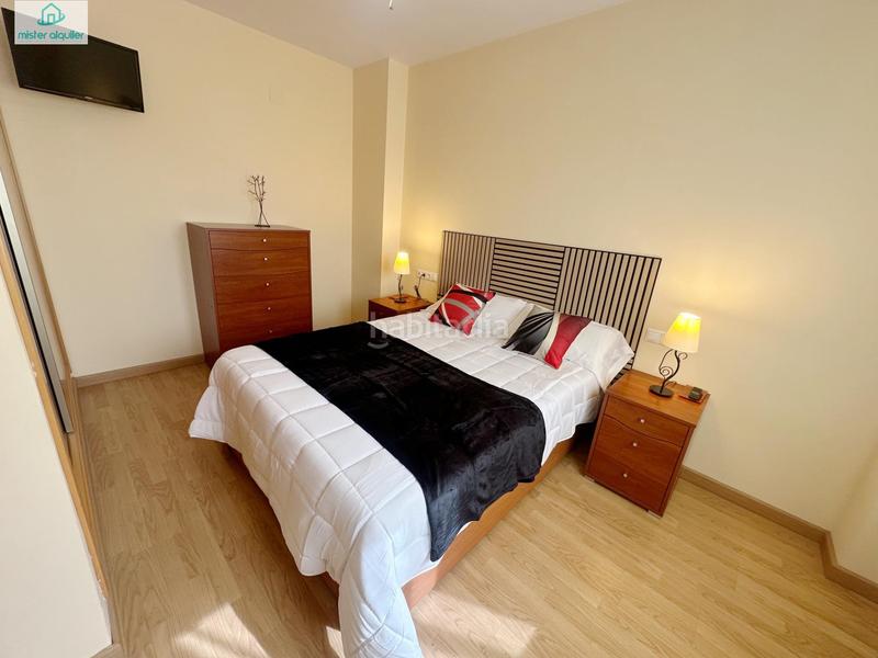 Foto b198bb1d-c881-4b6f-82e6-8b325b3dfcc4. Lloguer apartament a avenida alcoy 7 a Campello Playa Campello (el)