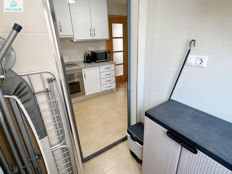 Foto bbc3ff5f-a113-49d0-b539-02afccdcd1ae. Lloguer apartament a avenida alcoy 7 a Campello Playa Campello (el)