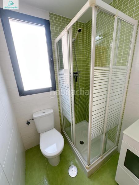 Foto d601ef6d-e1f9-4e33-9061-7818f8aee152. Lloguer apartament a avenida alcoy 7 a Campello Playa Campello (el)