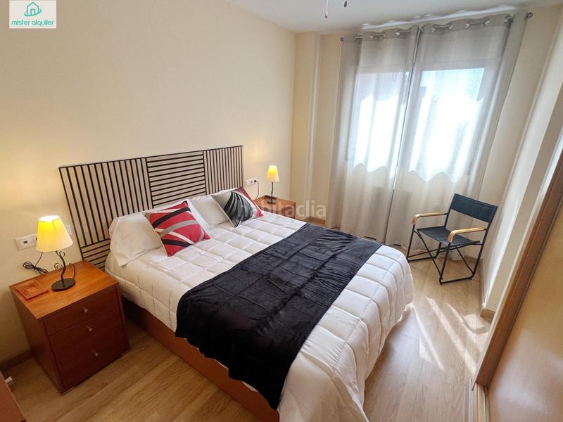 Foto 8d904af3-606c-4fdf-81b7-9f2684d7c551. Rent apartment in avenida alcoy 7 in Campello Playa Campello (el)