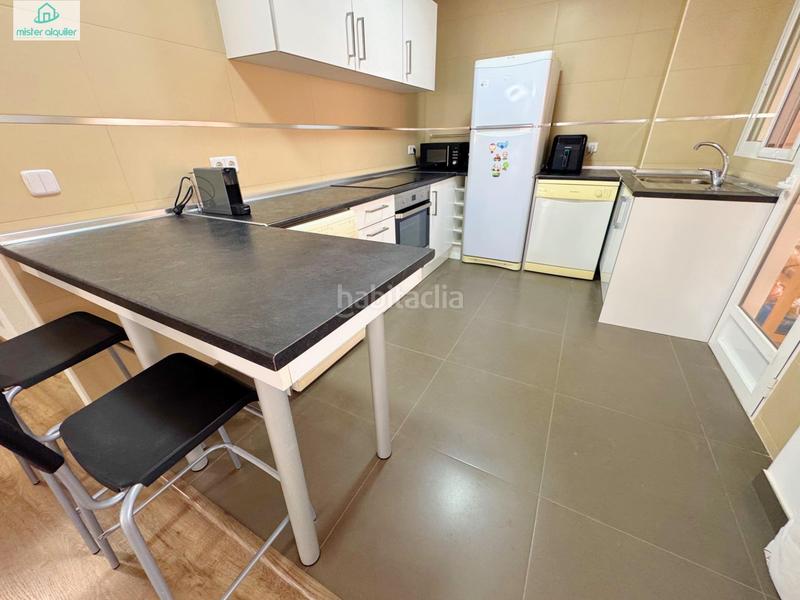 Foto e8a62144-0b97-43bd-af10-724e4f91f3c8. Location appartement dans gabriel miro 16 dans Campello Playa Campello (el)