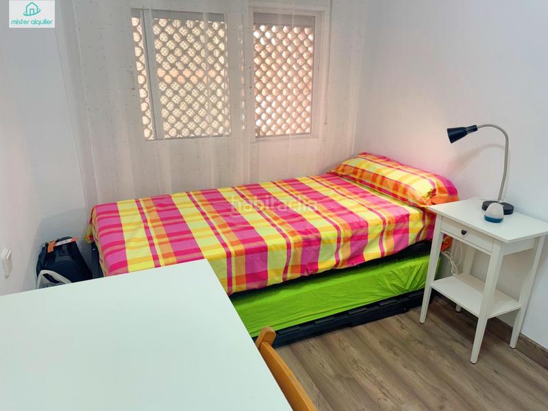 Foto b6400779-b149-489b-8da6-1934c0c751fd. Alquiler apartamento en gabriel miro 16 apartamento moderno y luminoso a un paso del mar en el campello en Campello (el)