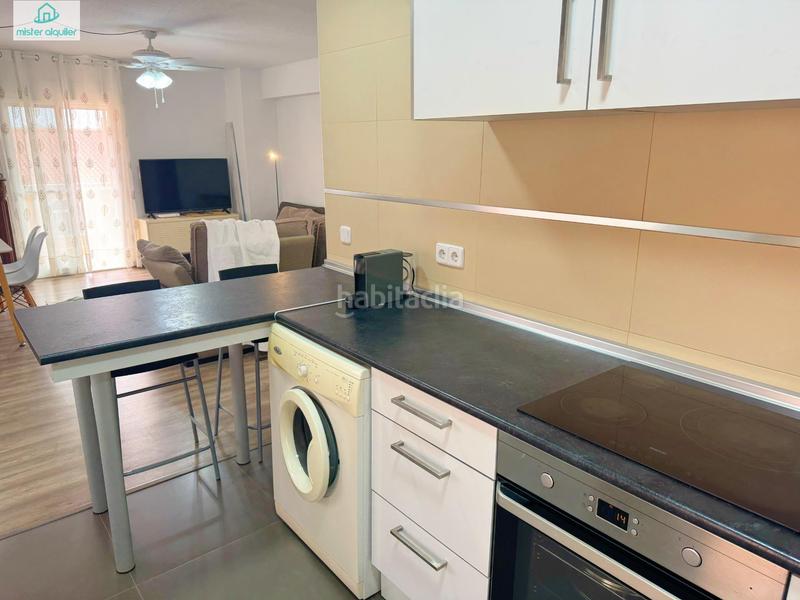 Foto 60e5d102-5bc5-46b5-abf7-bfc7cf9258de. Location appartement dans gabriel miro 16 dans Campello Playa Campello (el)