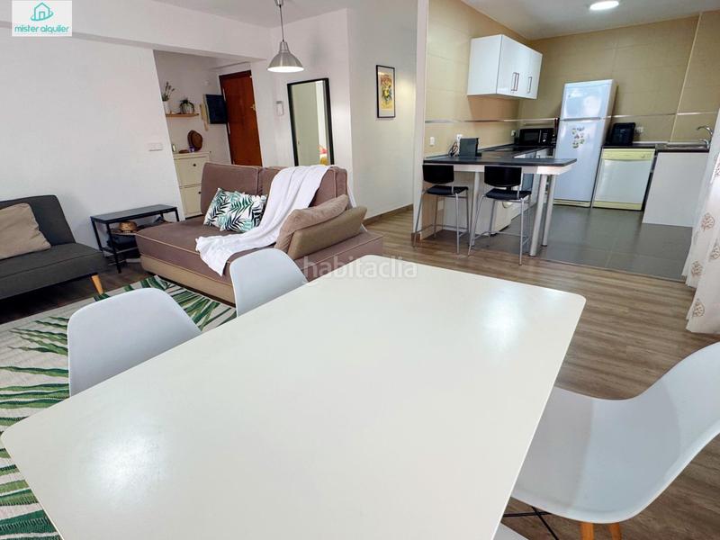 Foto 82d345b2-18db-43e3-973e-b638629084a3. Location appartement dans gabriel miro 16 dans Campello Playa Campello (el)