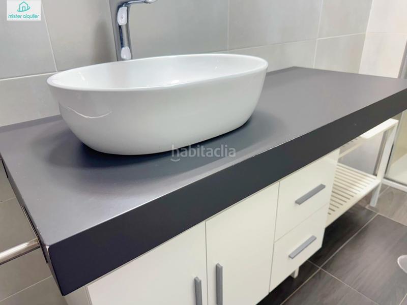 Foto ad8e1a82-8f22-4056-ba45-4e1688959b6a. Location appartement dans gabriel miro 16 dans Campello Playa Campello (el)