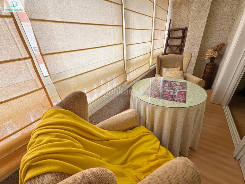 Foto 4cb50e56-f0bb-4441-8b72-8b2747fb211a. Rent apartment in calle calle de colón in Campello Playa Campello (el)