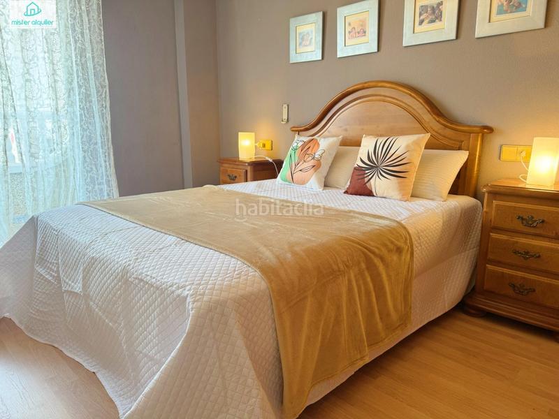 Foto 5ddea63d-a4c1-4c9d-b258-ff2f6589c36c. Rent apartment in calle calle de colón in Campello Playa Campello (el)