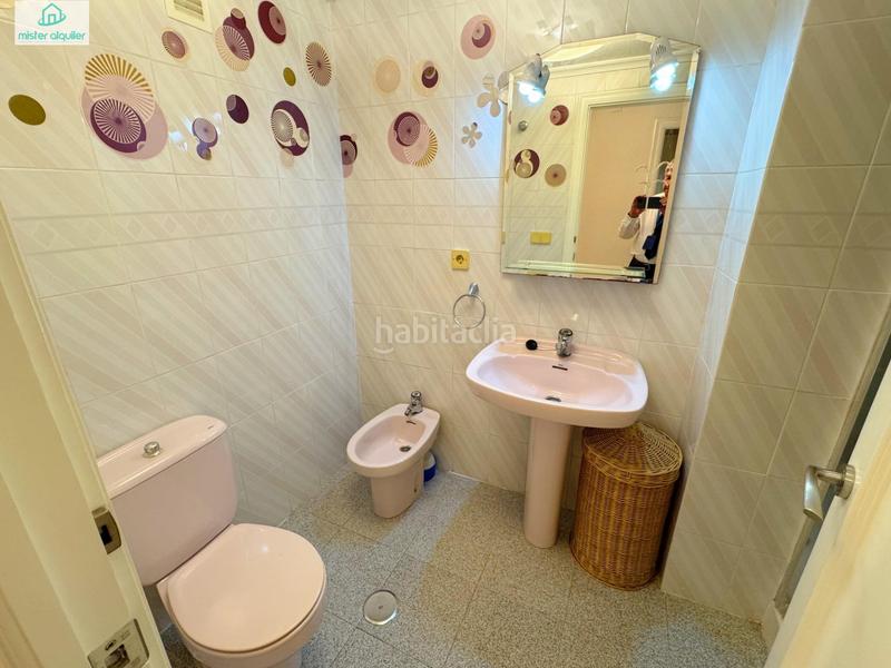 Foto 8ae3cba2-b578-4ac3-9ec5-fc50b9276e3d. Rent apartment in calle calle de colón in Campello Playa Campello (el)