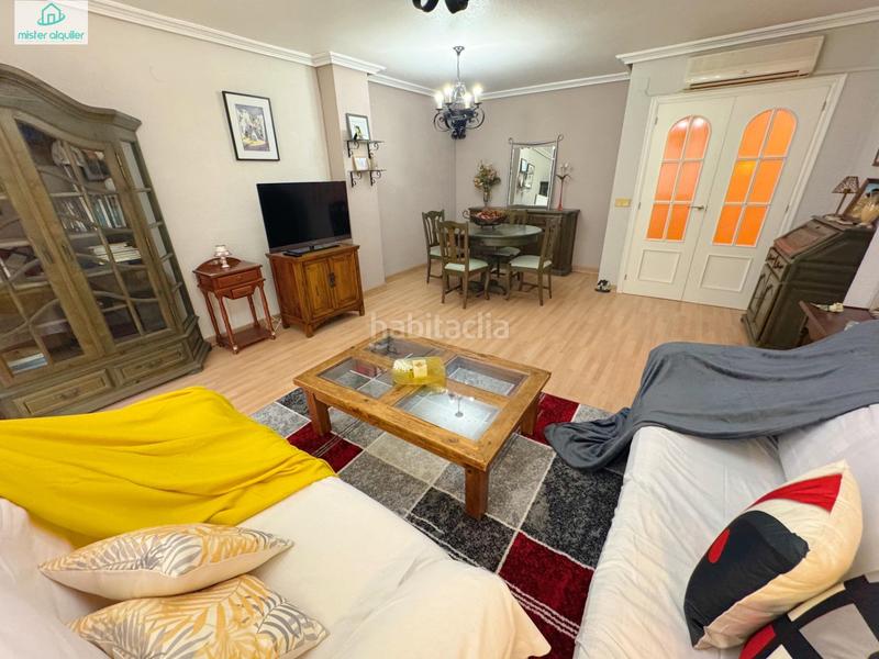 Foto b961ddcb-14c0-43d9-8a2d-f9a49c737108. Rent apartment in calle calle de colón in Campello Playa Campello (el)