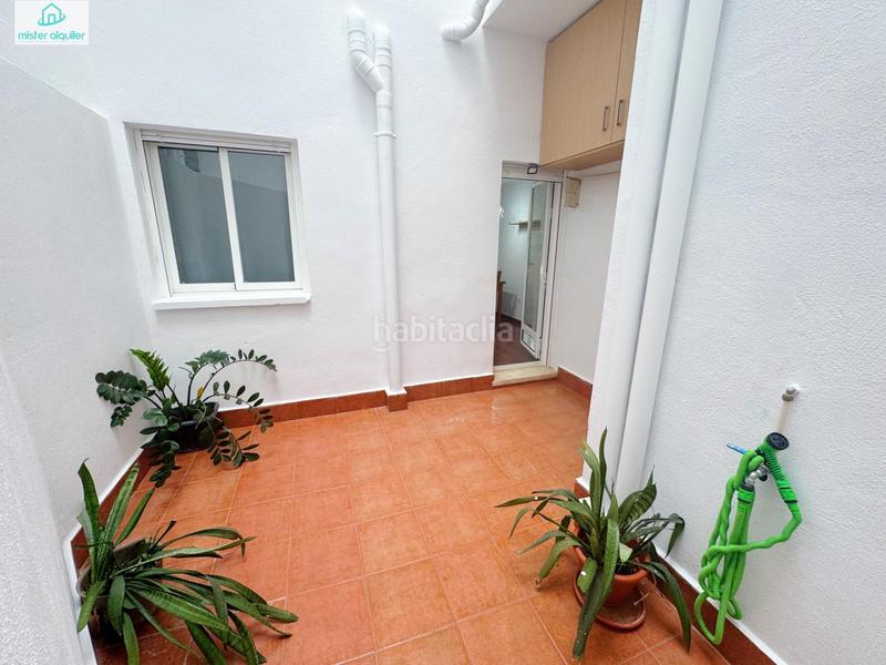 Foto c2a4015b-0b3d-4466-b529-d07c81f4454d. Location appartement dans calle sant pere 148 dans Campello Playa Campello (el)
