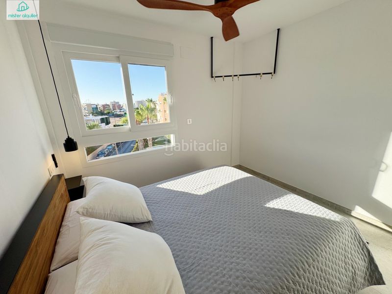 Foto 546ce729-7121-43d8-a9a4-531da178fa96. Miete appartement in pinta la 6 in Playa Muchavista Campello (el)