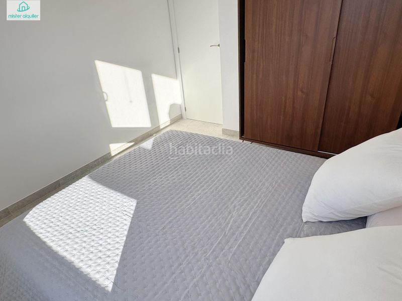 Foto cebe41e2-ac5f-4b31-aed1-95f692e0b4ab. Miete appartement in pinta la 6 in Playa Muchavista Campello (el)