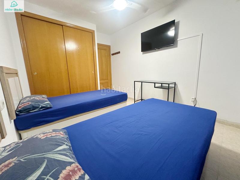 Foto a8e7c9f4-e9fd-4f24-b026-24418c4e38a6. Miete appartement in calle de san bartolomé 33 in Campello (el)
