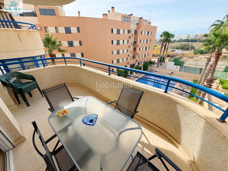 Foto 260f3463-7b42-494c-baef-a5b4e9bbc511. Rent apartment in avenida ausias march 1 in Campello Playa Campello (el)