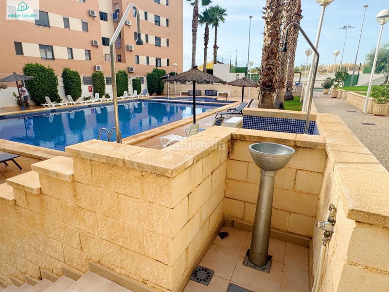 Foto 4ea63a04-7a8e-4fab-98f0-3eee357e3d03. Rent apartment in avenida ausias march 1 in Campello Playa Campello (el)