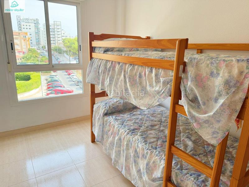 Foto 75b770d8-8000-4772-bc2b-87492d7fffaa. Rent apartment in avenida ausias march 1 in Campello Playa Campello (el)