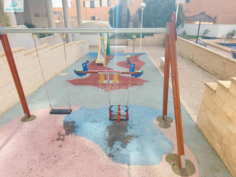 Foto 7c3bd9e8-15fc-455c-be8a-4652ff97f3c0. Rent apartment in avenida ausias march 1 in Campello Playa Campello (el)