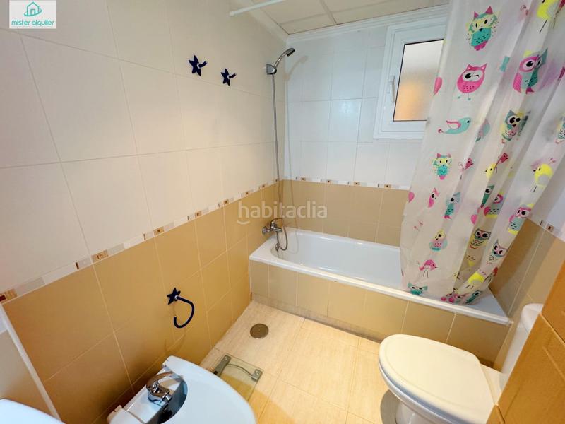 Foto 84cb950a-e7b3-4a95-9a16-9ab72f4d96e5. Rent apartment in avenida ausias march 1 in Campello Playa Campello (el)