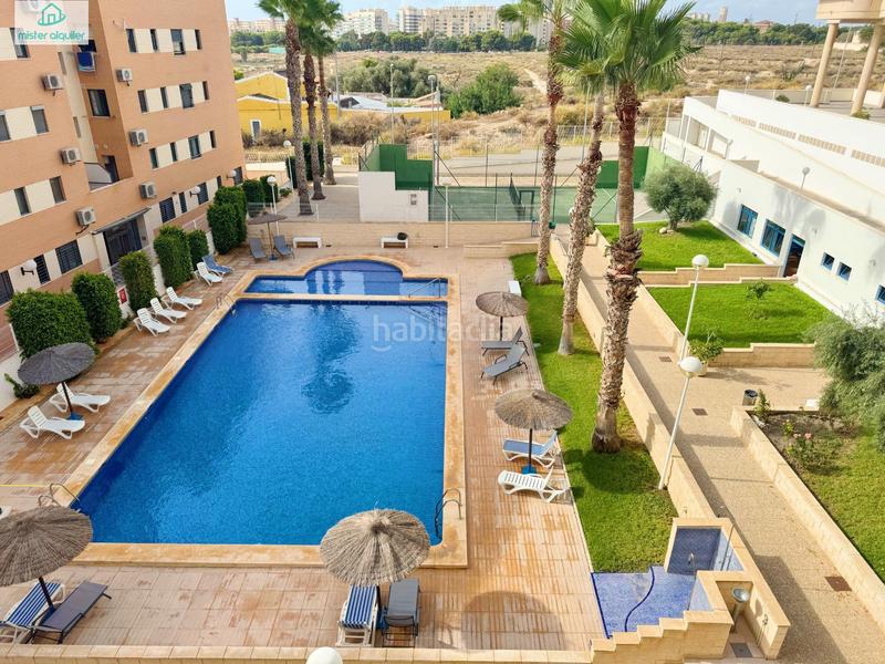 Foto b63ede68-9d3a-4d54-b34a-eebbab6ad355. Rent apartment in avenida ausias march 1 in Campello Playa Campello (el)