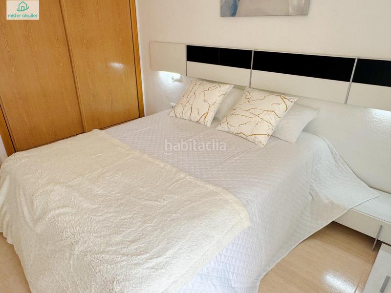 Foto bdec2055-bc7a-4e97-ba6f-21eddc4a5461. Rent apartment in avenida ausias march 1 in Campello Playa Campello (el)