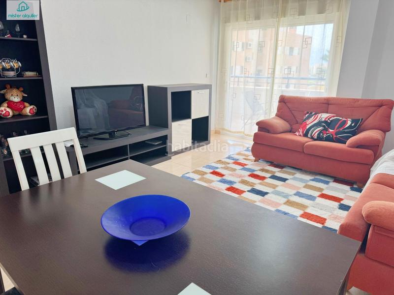 Foto c17c12f4-e91d-4ccb-ac39-0d947fd4bc62. Rent apartment in avenida ausias march 1 in Campello Playa Campello (el)