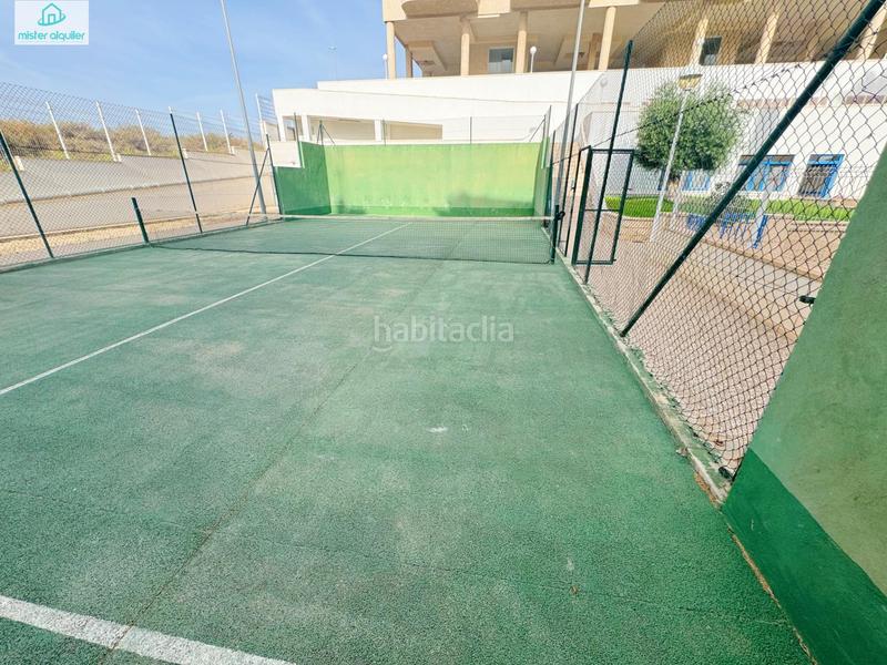 Foto c19be1b3-5633-4d75-a916-db6545055f46. Rent apartment in avenida ausias march 1 in Campello Playa Campello (el)